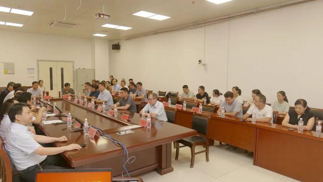 制中心2024年工作会议圆满召开麻将胡了南阳市胸腔镜诊疗质量控(图3) 制中心2024年工作会议圆满召开麻将胡了南阳市胸腔镜诊疗质量控(图3)