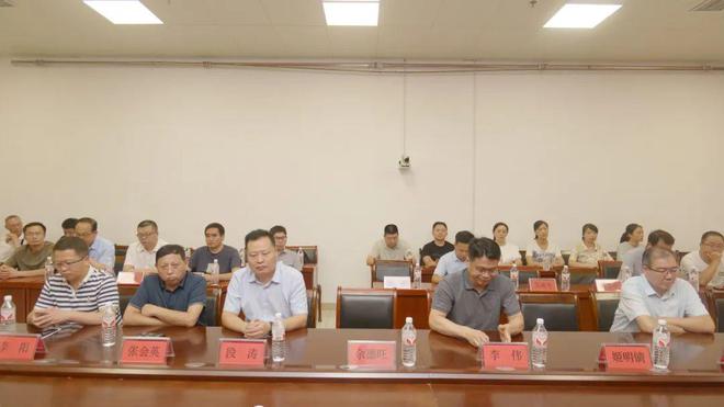 制中心2024年工作会议圆满召开麻将胡了南阳市胸腔镜诊疗质量控(图5) 制中心2024年工作会议圆满召开麻将胡了南阳市胸腔镜诊疗质量控(图5)