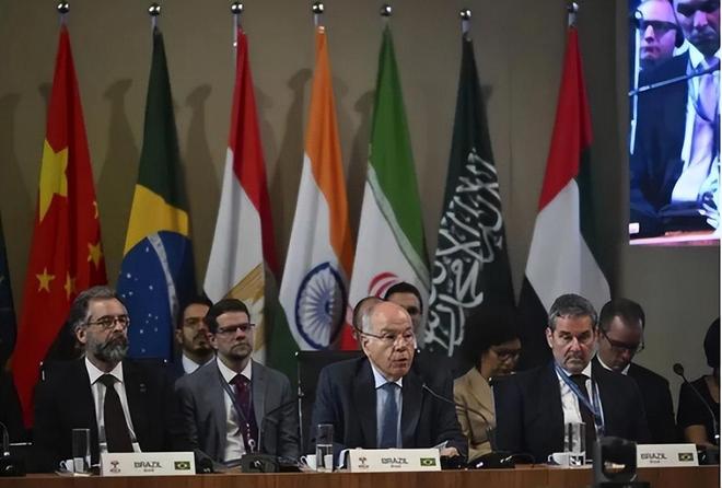 普的计划已暴露中美交锋后99岁老将发声麻将胡了试玩模拟器金砖11国没谈拢特朗(图8)